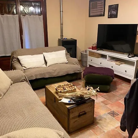 Casa De Suenos Holiday home Cadinanos